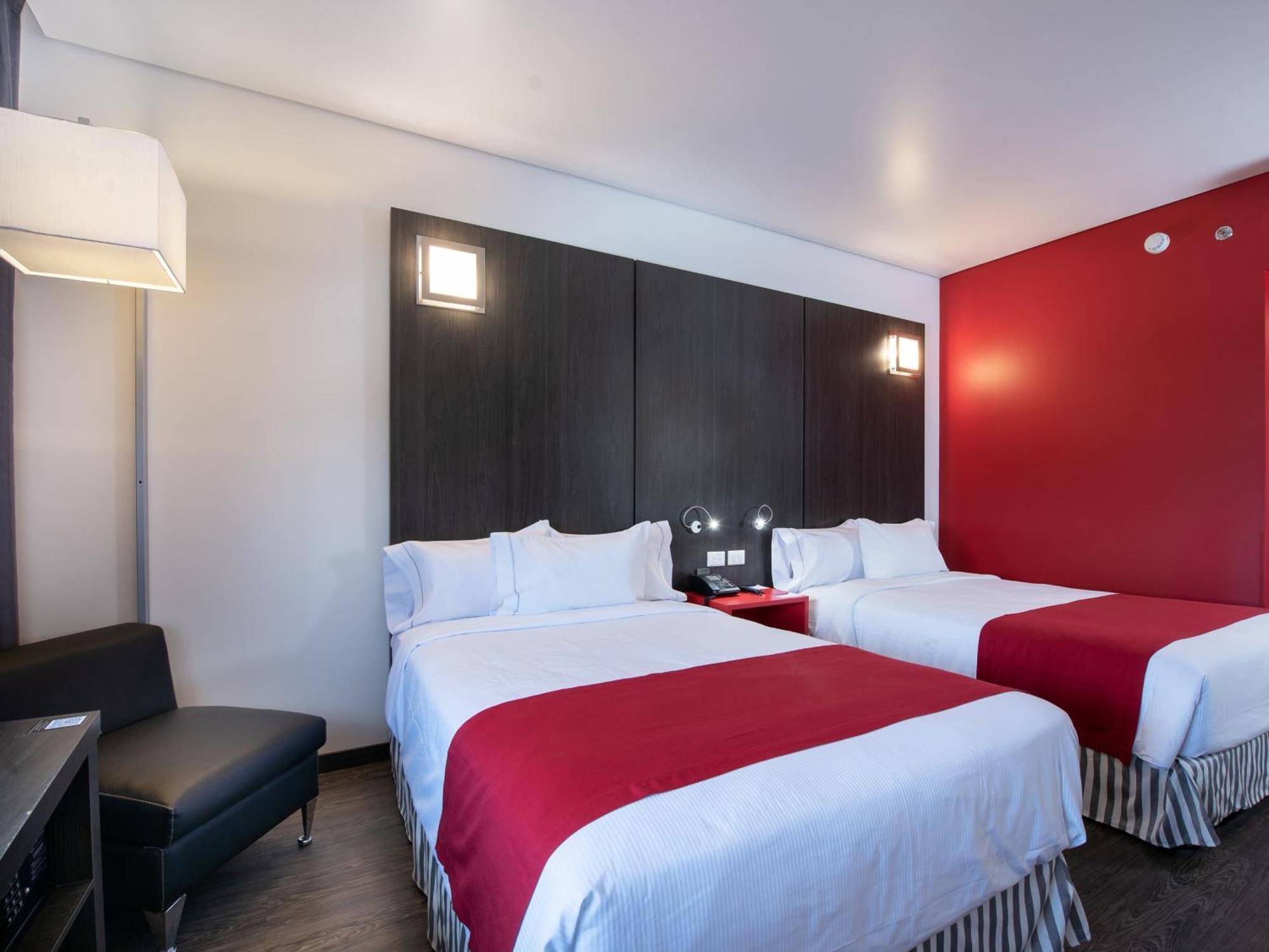 Ramada Encore By Wyndham Puebla Exterior photo
